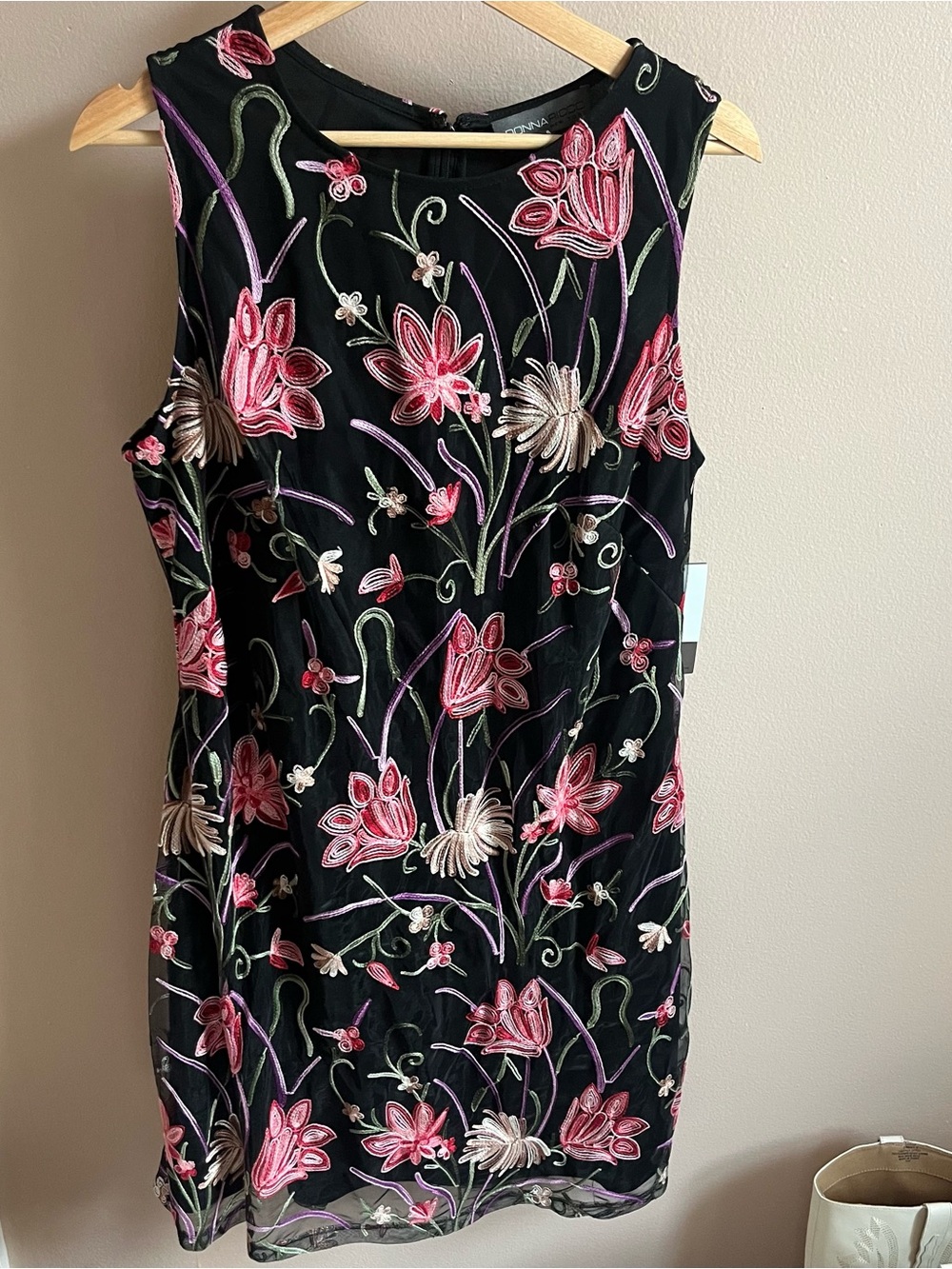 NWT embroidered shift dress